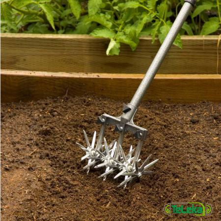 Rich Supply Source of Garden Tools Cultivator in the White Market